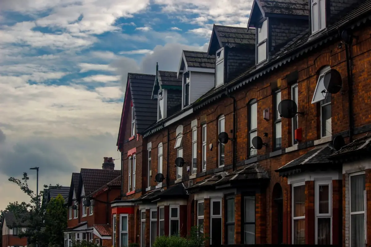 Row of terraced houses – locksmith Kings Heath coverage across B14 by Locksmith Birmingham